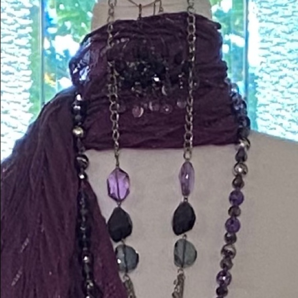 Scarf - Picture 1 of 2